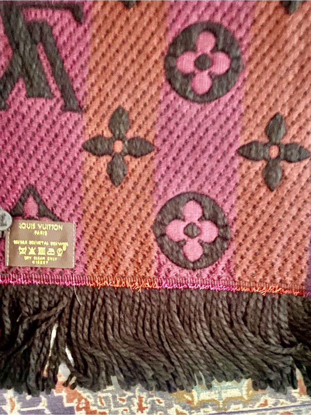 New Monogram Gradient Scarf in Black and Burgundy - Picture 4 of 6
